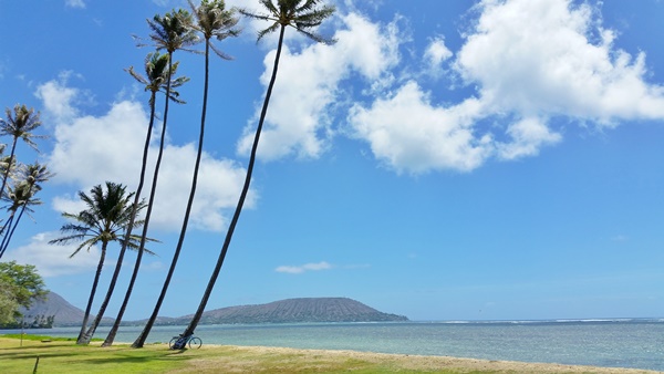 How to get to Hanauma Bay biking: Beach parks, Oahu, Hawaii