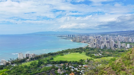What to wear hiking Diamond Head + What to bring on Diamond Head Hike, Hawaii packing list