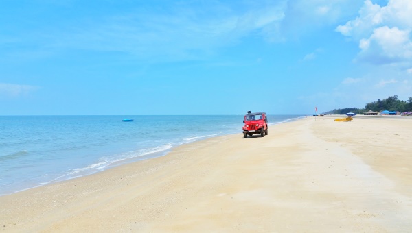 Mobor Beach: How to get from Goa Airport to Mobor Beach hotel, South Goa, India