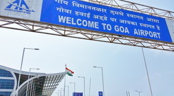 Goa Airport taxi to Sinquerim Beach, North Goa: How to get a taxi from Goa Airport, India