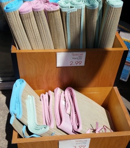 What not to bring to Hawaii: Packing light for Hawaii. Straw beach mat.